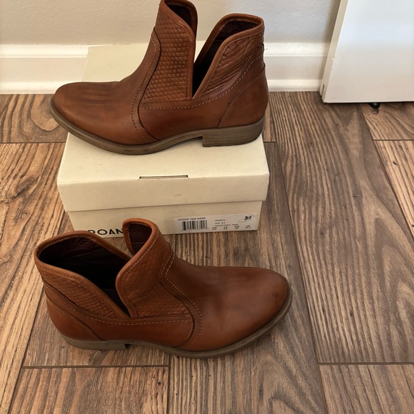 Roan BED|STU Tan Leather Ankle Booties - Picture 6 of 8